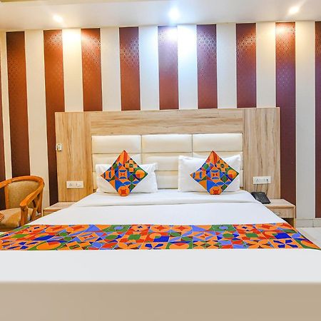 Fabhotel Aman Inn Near Igi Airport New Delhi Ngoại thất bức ảnh